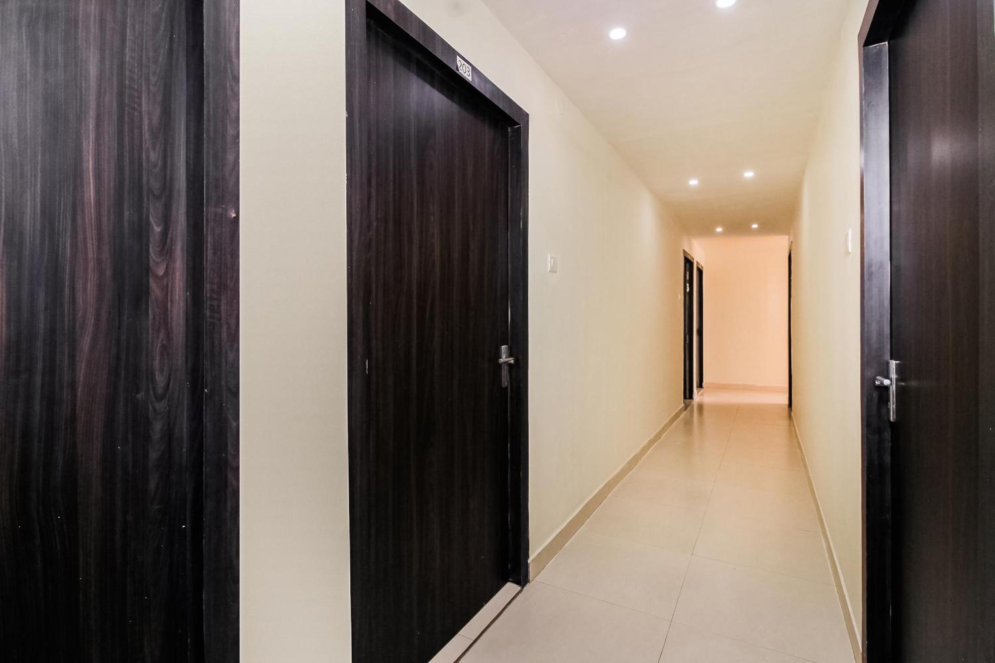Hotel O New Hotel Mayur Baharampur Екстериор снимка